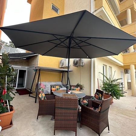 Apartments Edona Ulcinj Ngoại thất bức ảnh