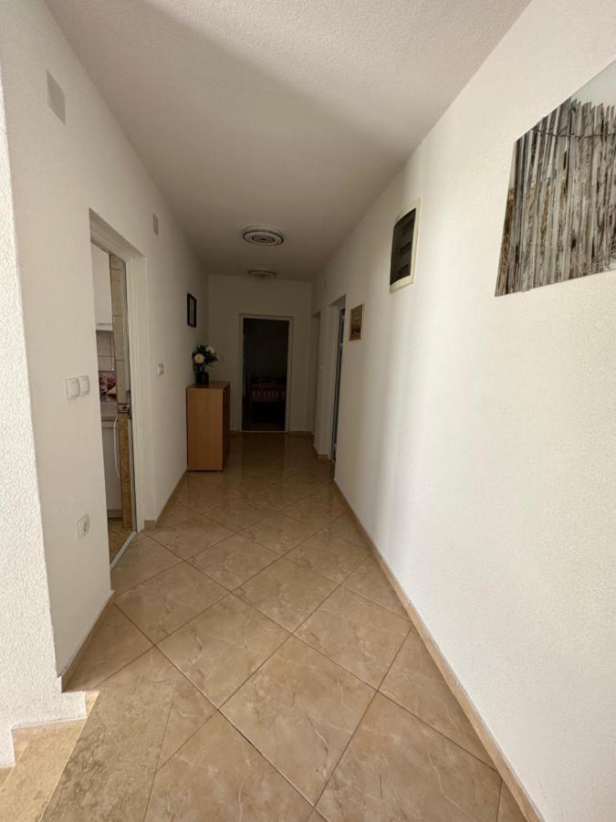 Apartments Edona Ulcinj Ngoại thất bức ảnh