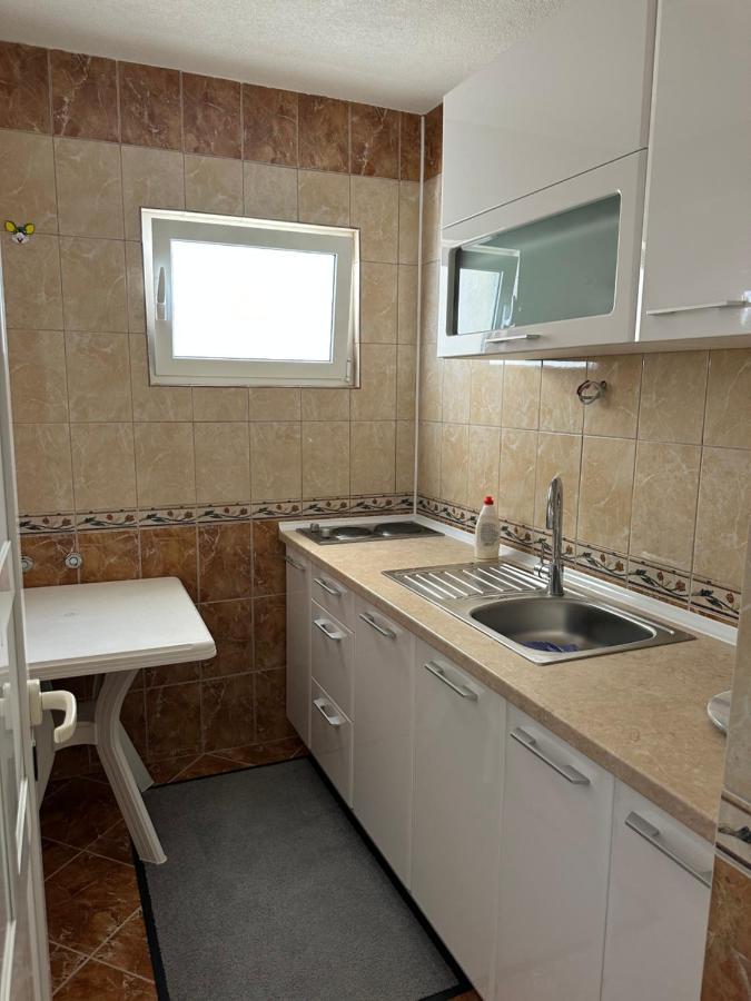 Apartments Edona Ulcinj Ngoại thất bức ảnh